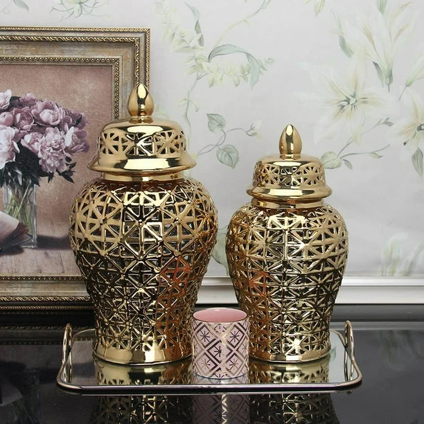 Terry's Gold Porcelain Hollow Ginger Jar