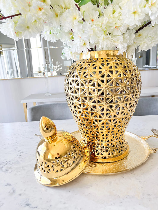 Terry's Gold Porcelain Hollow Ginger Jar